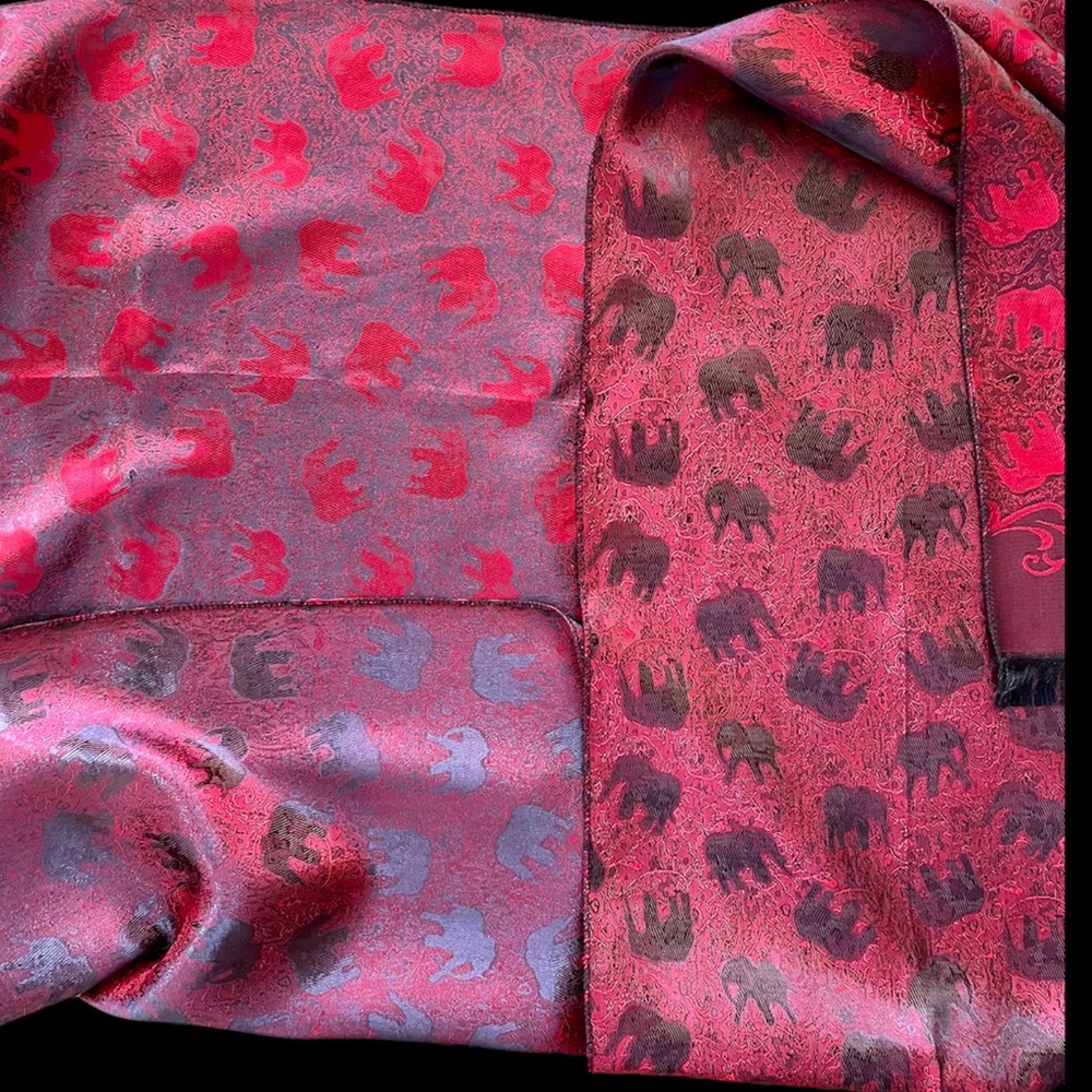 UNISEX SILK IRIDESCENT ELEPHANTS SCARF / RUNNER / WRAP / THROW - Picture 9 of 15